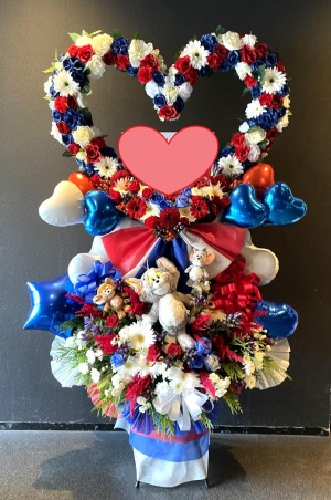 TwinBox GARAGEへお花【ハートアーチ型スタンド花2段/フラスタ
